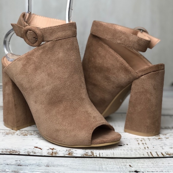 Nude Chunky Heels - Picture 3 of 3